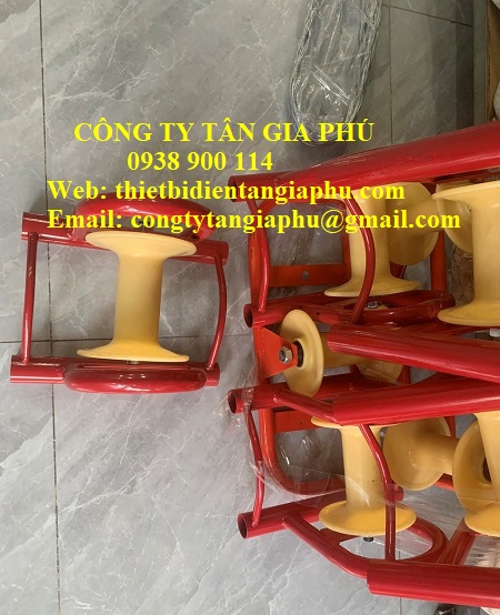 Con lăn kéo cáp đơn