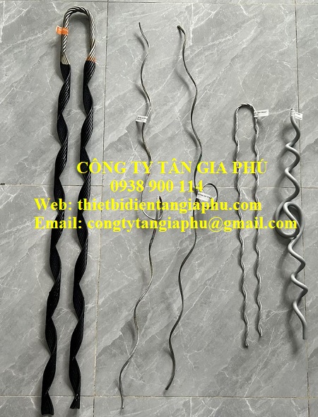 Giáp buộc dạng thép