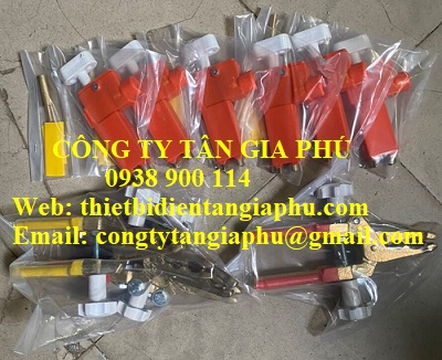 kẹp tiếp địa aptomat