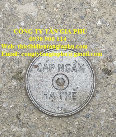 mốc báo cáp bằng gang