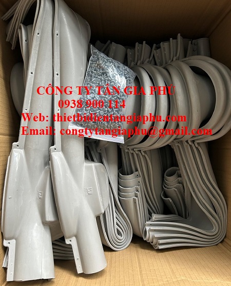 Nắp che sứ đứng đôi