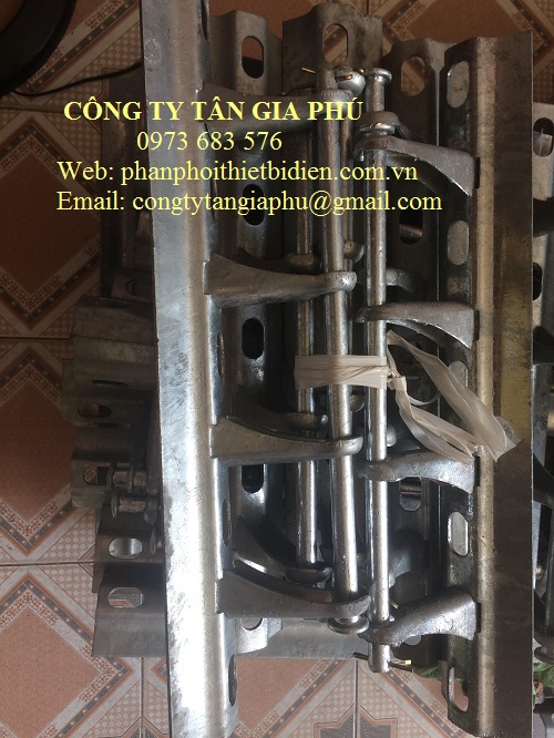 uclevis nhúng