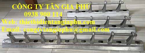 rack bắt sứ ống chỉ