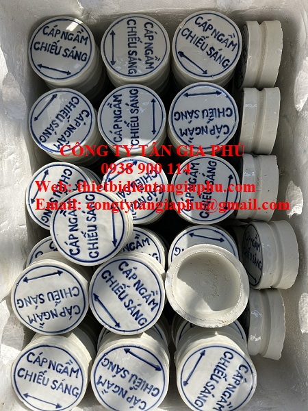 Mốc sứ cảnh báo cáp ngầm chiếu sáng